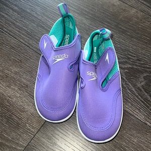 Speedo toddlers girls hybrid water shoes fits size 9-10